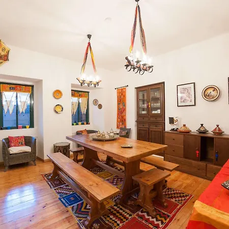 Alushbuna And 2* Lisboa