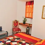 Hotel Alushbuna And