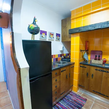 Alushbuna And 2* Lizbona