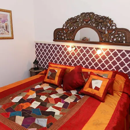 Alushbuna And Lizbona