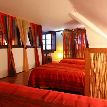 Alushbuna And Hotel Lizbona