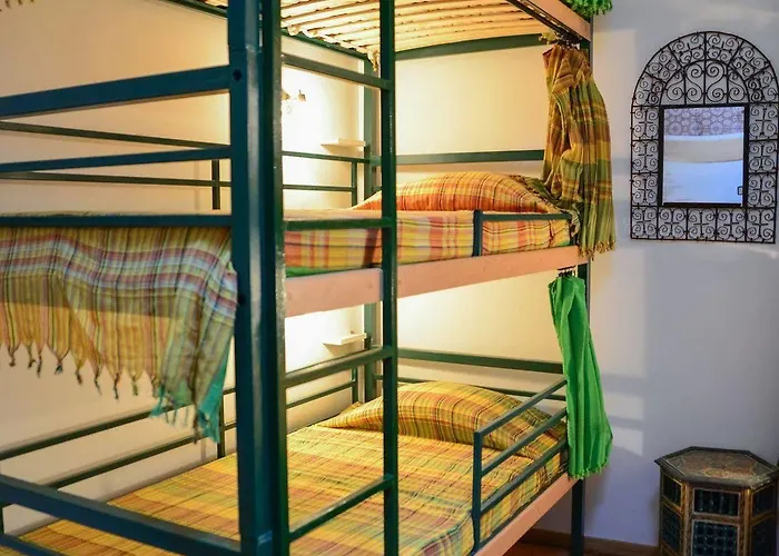 Alushbuna And Lisboa